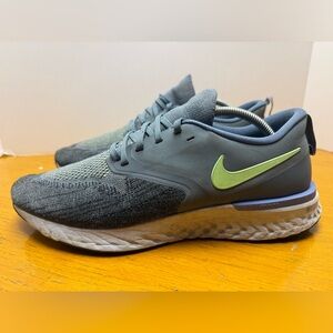 Nike Men's Gray and Lime Sneakers